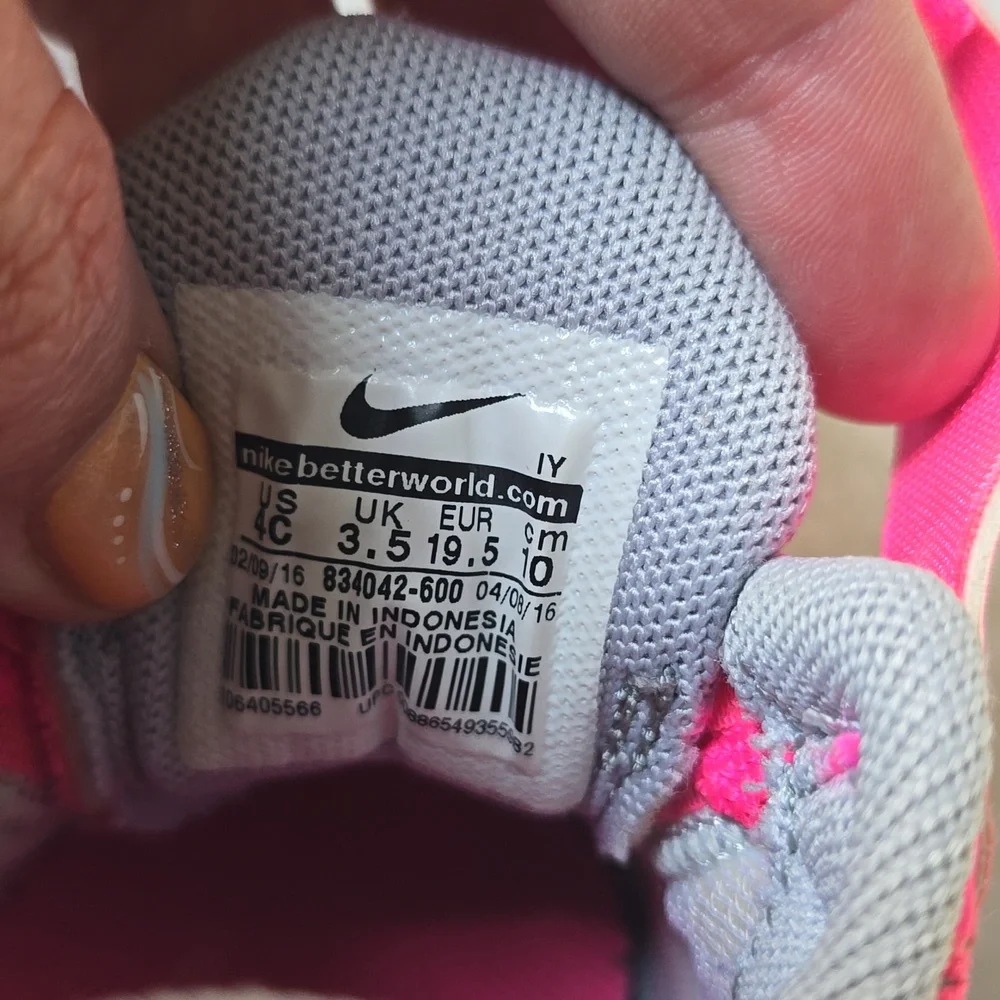 Pink and gray‎ Nike sneakers size 4C